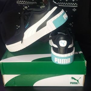 BNIB Cali Jr. - "Black Milky Blue"